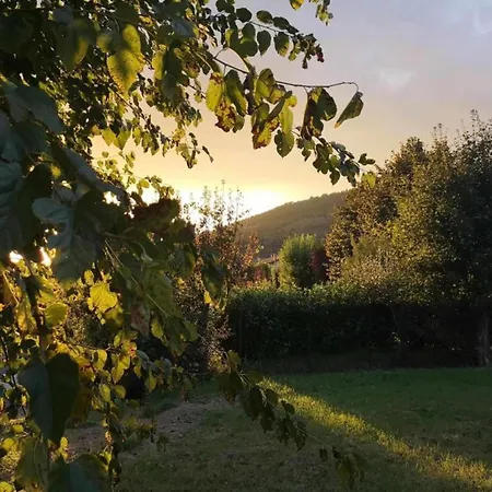 Charming Stone Retreat بيت للعطل كاستيجليون فيورنتينو